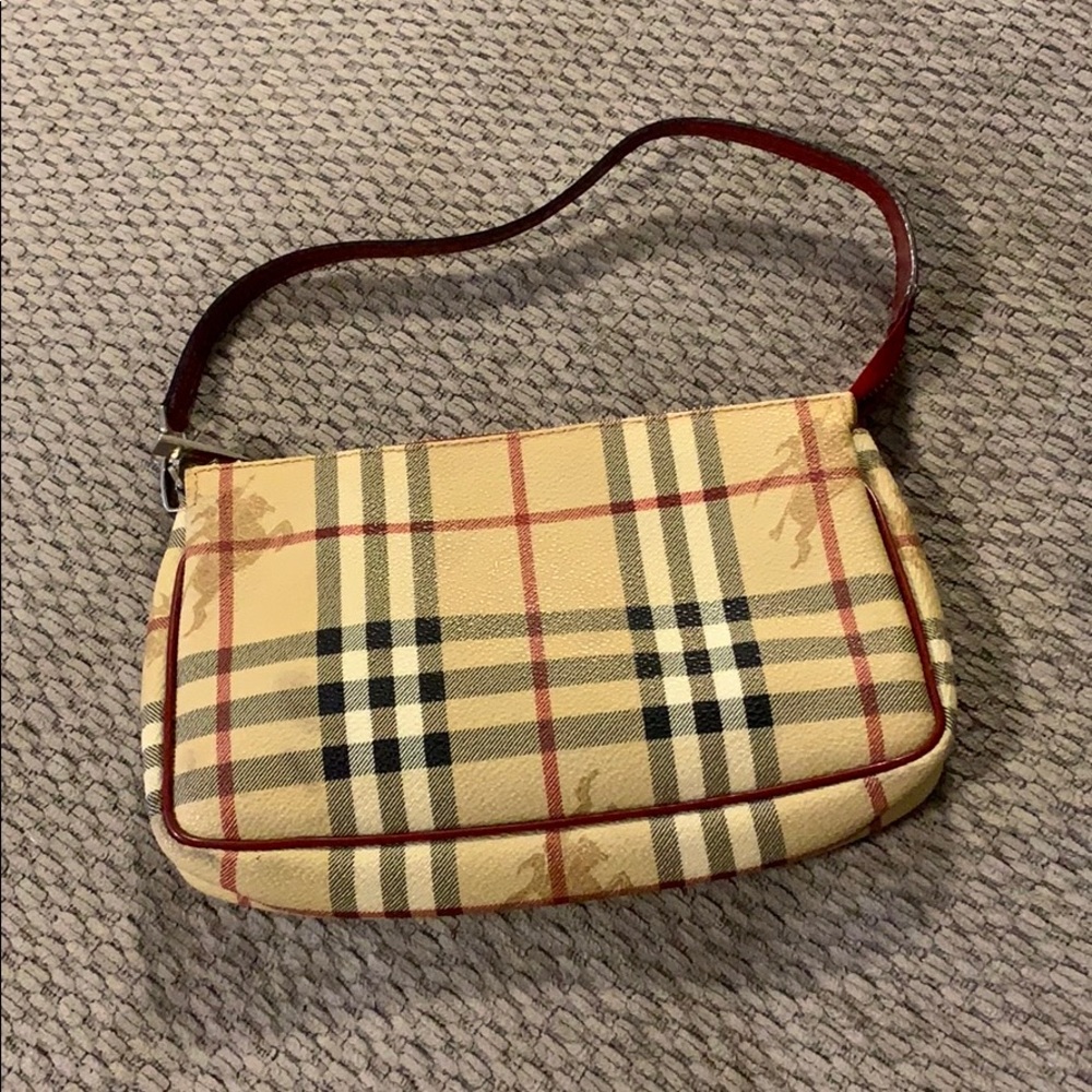 SALE!!! Burberry Tan Plaid Pochette